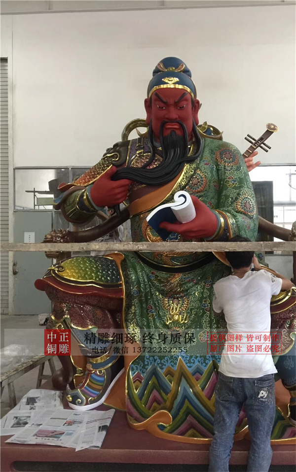 玻璃鋼武財(cái)神雕塑.jpg 玻璃鋼武財(cái)神雕塑.jpg